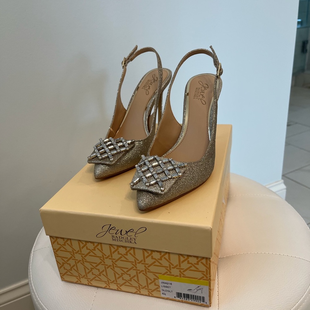 Badgley Mischa Lisbet pointed toe sling back pump